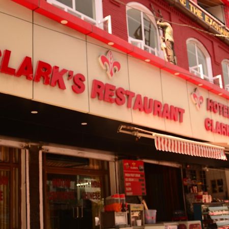 Hotel Clarks Mussoorie Exterior foto
