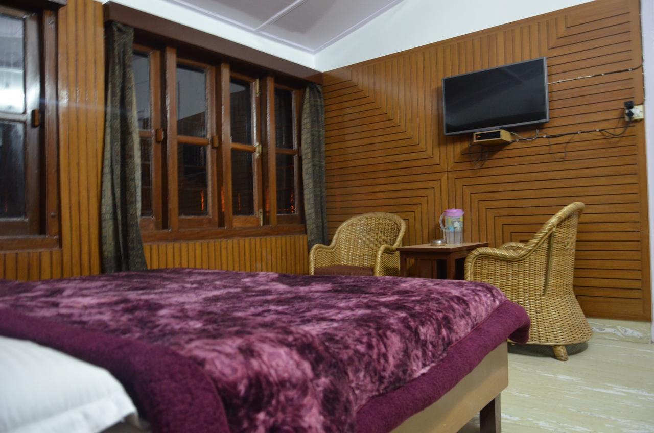 Hotel Clarks Mussoorie Exterior foto