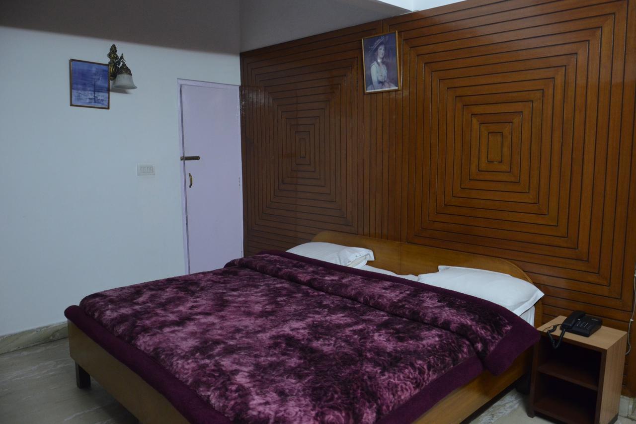 Hotel Clarks Mussoorie Exterior foto